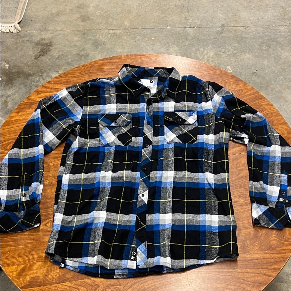 DC Men’s Black Blue White Plaid Button-Down Shirt